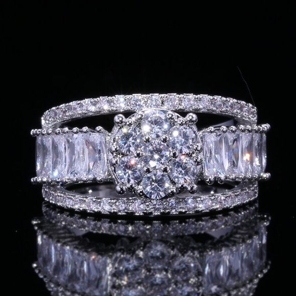💍  Luxury Anillos Rectangle Round Gemstone 925 Silver Ring for Women, VIP535 - Picture 1 of 5